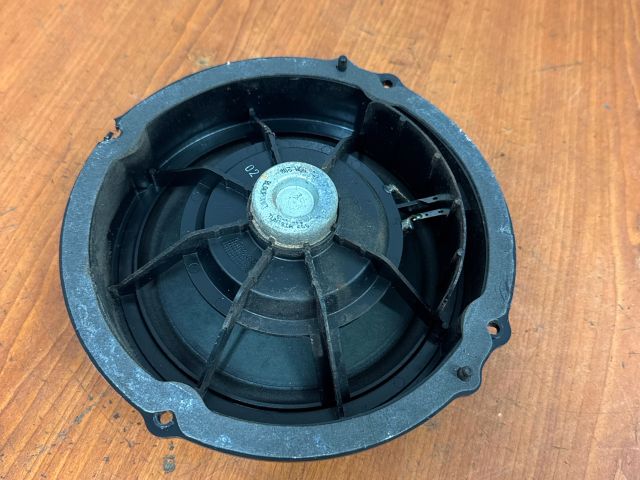 bontott KIA CEED Bal első Hangszóró