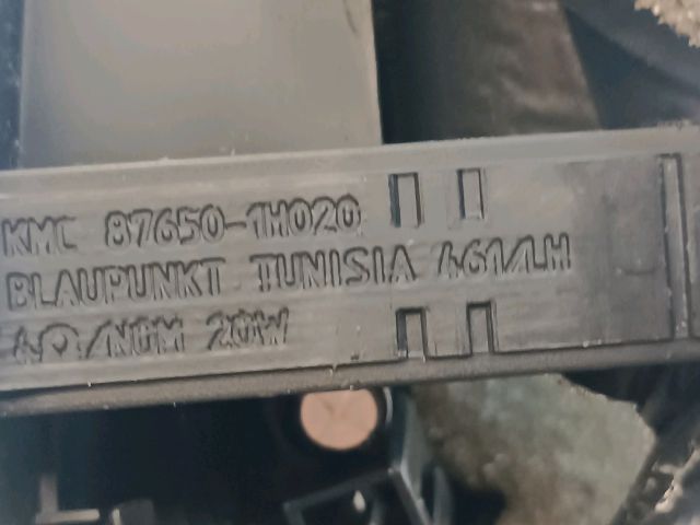 bontott KIA CEED Bal első Kis Hangszóró Burkolat