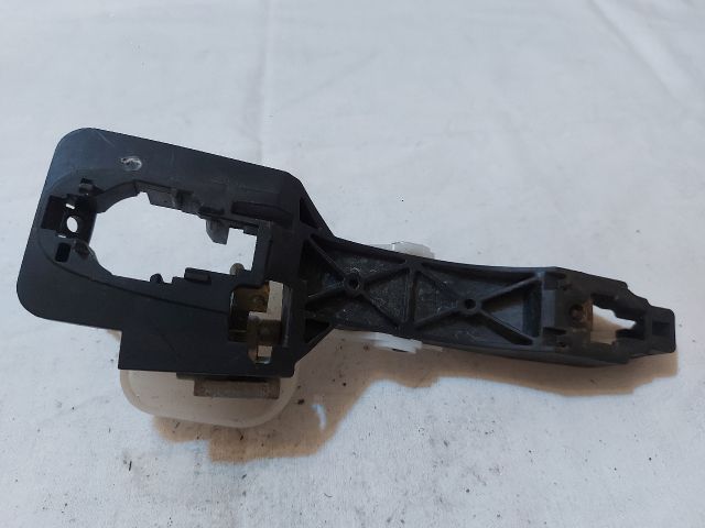 bontott KIA CEED Bal első Külső Kilincsfészek