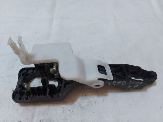 bontott KIA CEED Bal első Külső Kilincsfészek