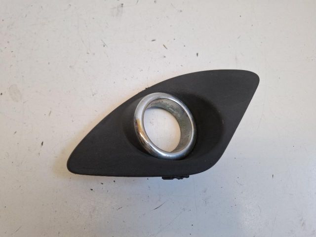 bontott KIA CEED Bal első Lökhárító Vakborítás