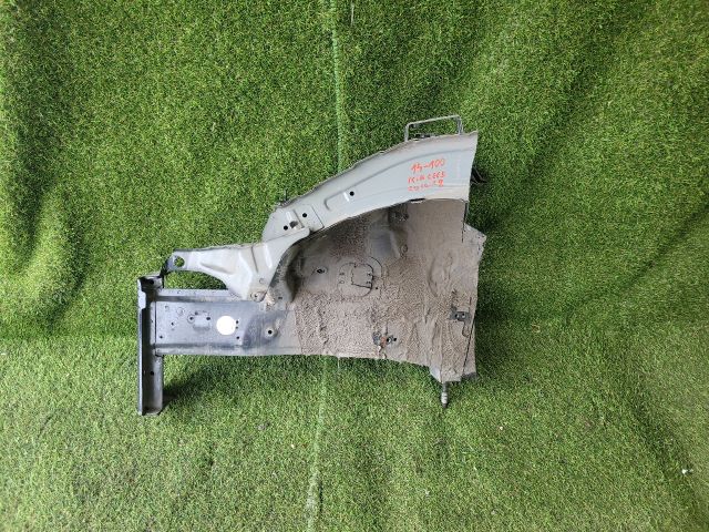 bontott KIA CEED Bal első Negyed Karosszéria Csomag