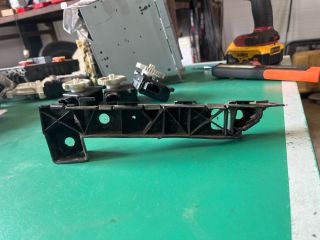 bontott KIA CEED Bal első Oldal Lökhárító Tartó (Műanyag)