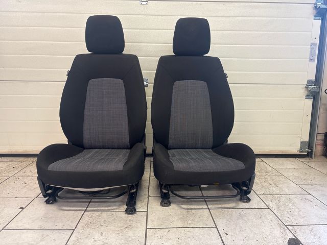 bontott KIA CEED Bal első Ülés