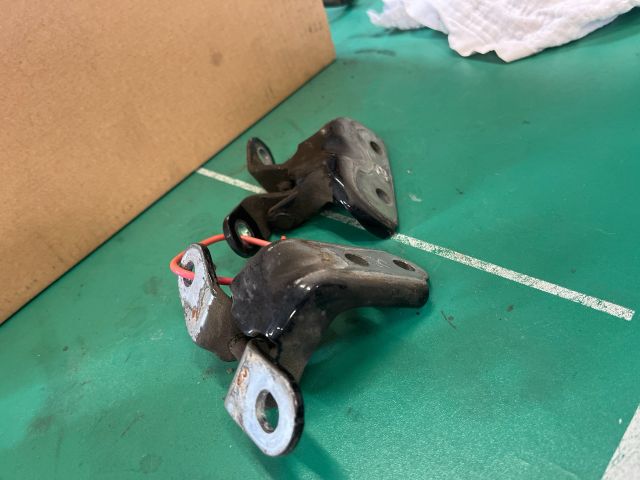 bontott KIA CEED Bal első Zsanér