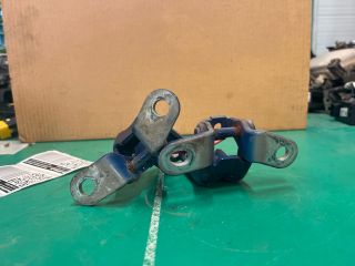 bontott KIA CEED Bal első Zsanér