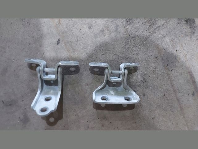 bontott KIA CEED Bal első Zsanér