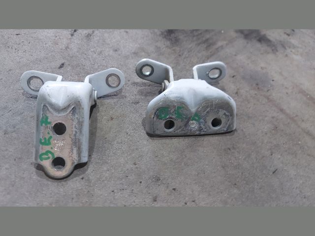 bontott KIA CEED Bal első Zsanér