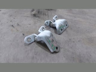 bontott KIA CEED Bal első Zsanér