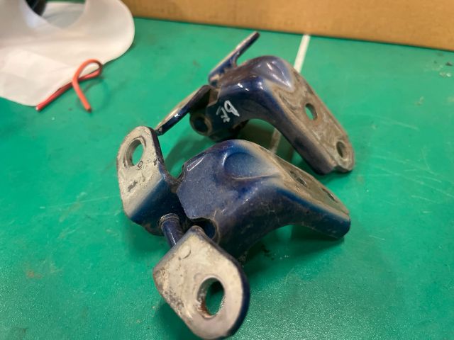 bontott KIA CEED Bal első Zsanér