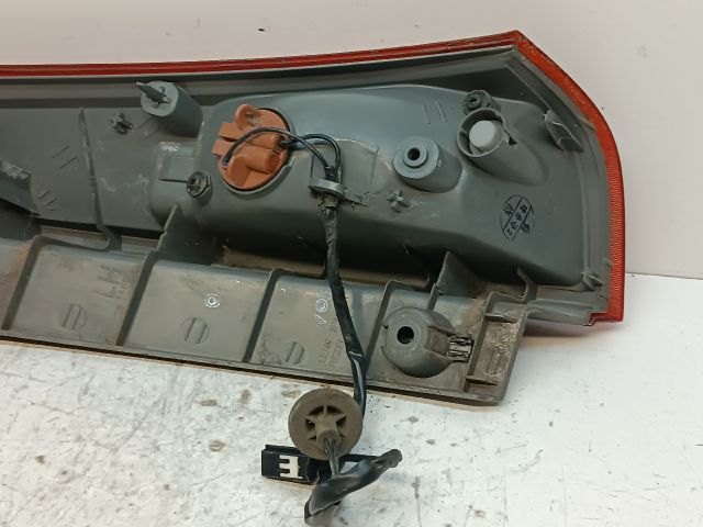 bontott KIA CEED Bal Felső Hátsó Lámpa