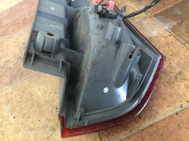 bontott KIA CEED Bal Felső Hátsó Lámpa