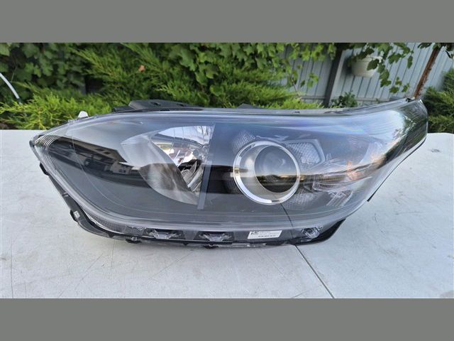 bontott KIA CEED Bal Fényszóró