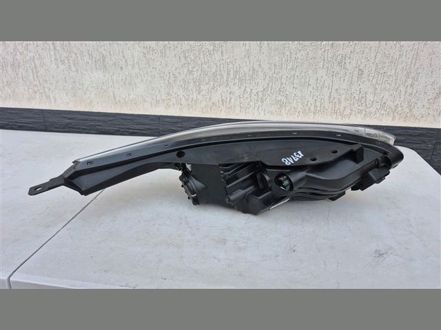 bontott KIA CEED Bal Fényszóró