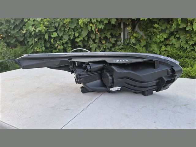 bontott KIA CEED Bal Fényszóró