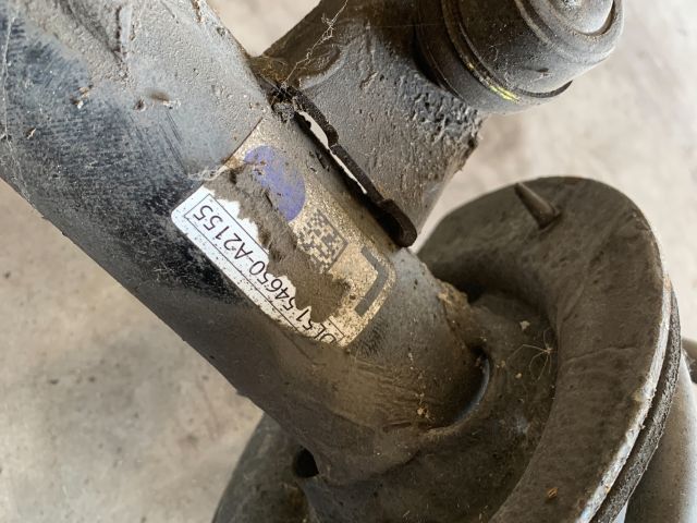 bontott KIA CEED Bal Gólyaláb Csonkállvánnyal