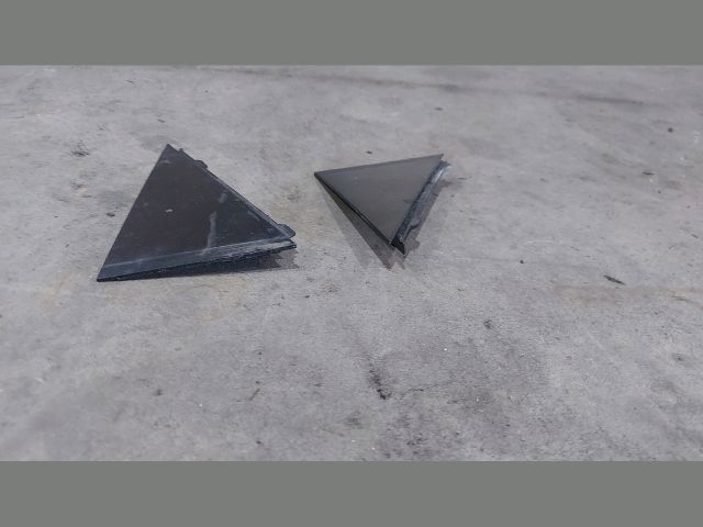 bontott KIA CEED Bal hátsó Ablak Díszléc