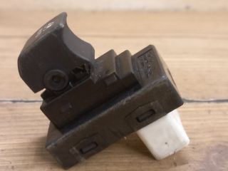 bontott KIA CEED Bal hátsó Ablakemelő Kapcsoló