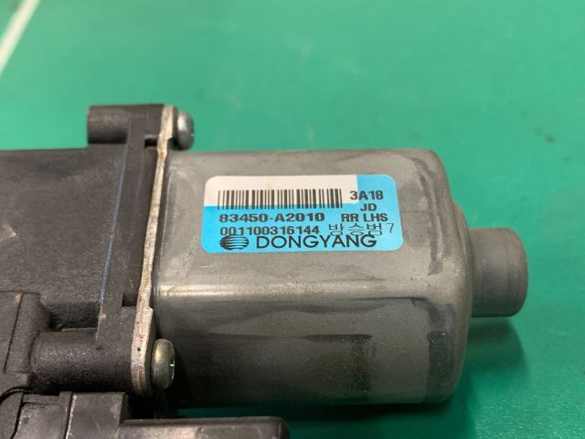 bontott KIA CEED Bal hátsó Ablakemelő Motor