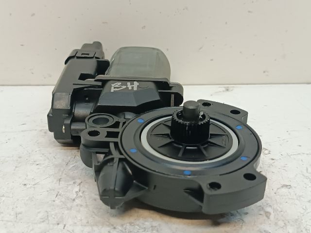 bontott KIA CEED Bal hátsó Ablakemelő Motor