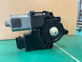 bontott KIA CEED Bal hátsó Ablakemelő Motor