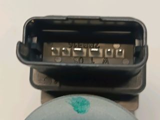 bontott KIA CEED Bal hátsó Ablakemelő Motor