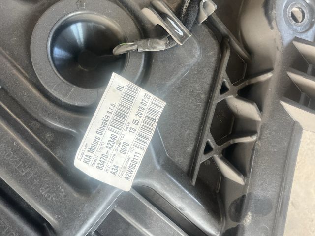 bontott KIA CEED Bal hátsó Ablakemelő Szerkezet (Elektromos)