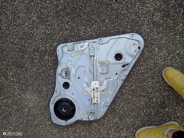 bontott KIA CEED Bal hátsó Ablakemelő Szerkezet (Mechanikus)