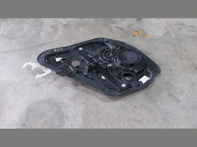 bontott KIA CEED Bal hátsó Ablakemelő Szerkezet (Mechanikus)