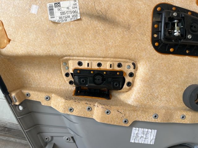 bontott KIA CEED Bal hátsó Ajtó Kárpit