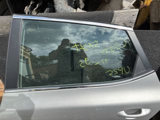 bontott KIA CEED Bal hátsó Ajtó (Részeivel)