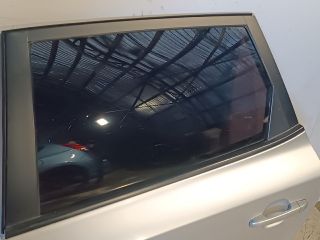 bontott KIA CEED Bal hátsó Ajtó (Részeivel)