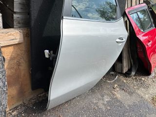 bontott KIA CEED Bal hátsó Ajtó (Részeivel)