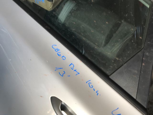 bontott KIA CEED Bal hátsó Ajtó (Részeivel)