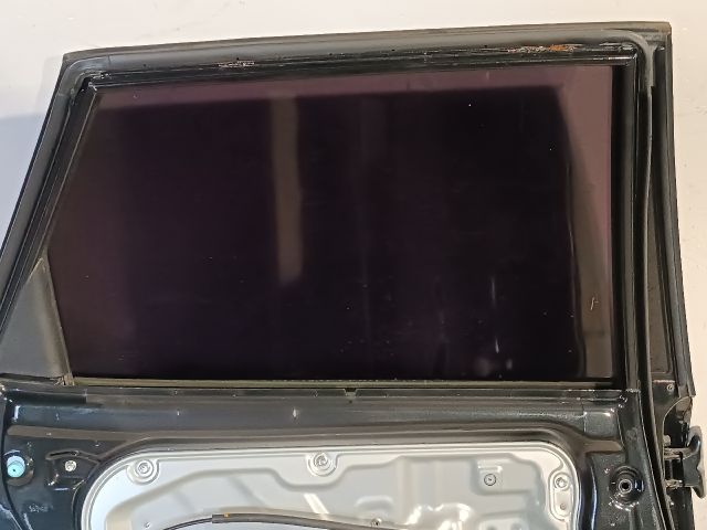 bontott KIA CEED Bal hátsó Ajtó (Részeivel)