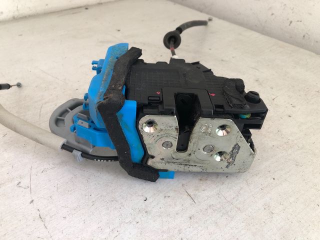 bontott KIA CEED Bal hátsó Ajtózár