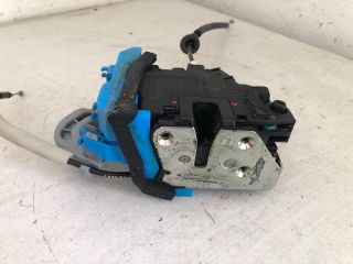 bontott KIA CEED Bal hátsó Ajtózár