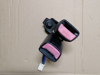 bontott KIA CEED Bal hátsó Biztonsági Öv Csat