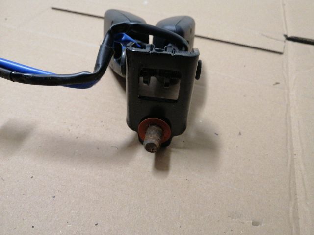 bontott KIA CEED Bal hátsó Biztonsági Öv Csat