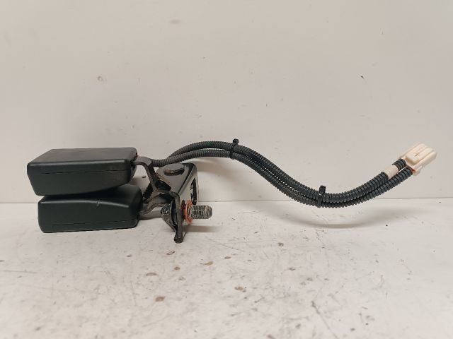 bontott KIA CEED Bal hátsó Biztonsági Öv Csat