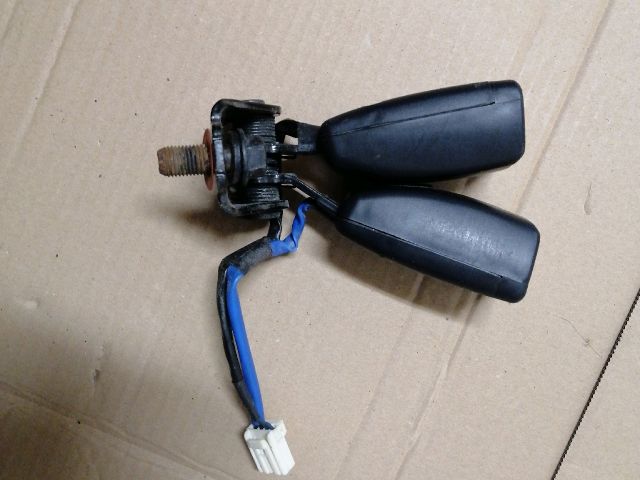 bontott KIA CEED Bal hátsó Biztonsági Öv Csat