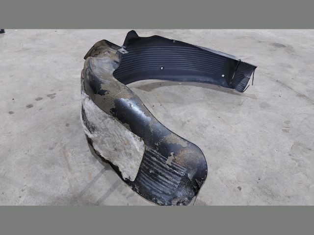 bontott KIA CEED Bal hátsó Dobbetét (Kerékjárati, Műanyag)