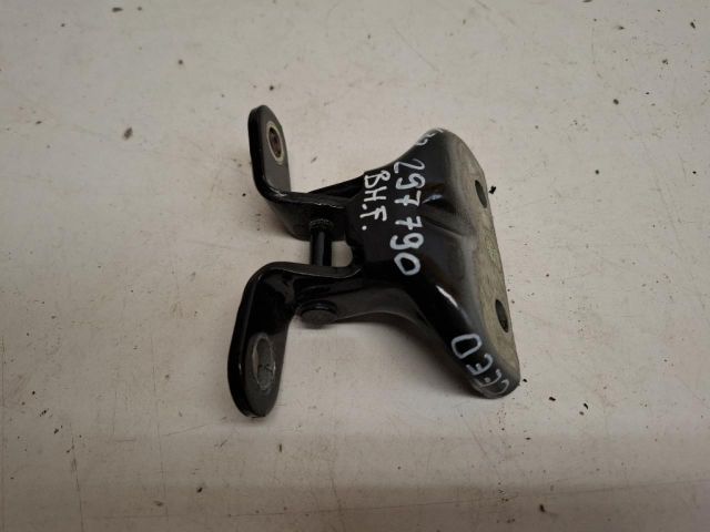 bontott KIA CEED Bal hátsó Felső Zsanér