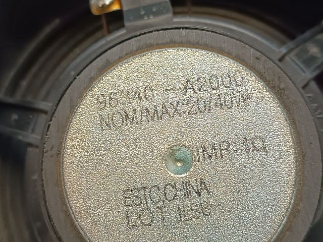 bontott KIA CEED Bal hátsó Hangszóró