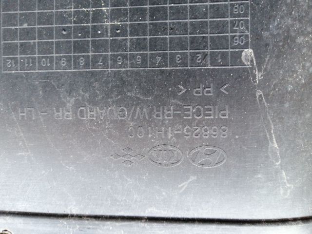 bontott KIA CEED Bal hátsó Hátsó Dobbetét (Kerékjárati, Műanyag)