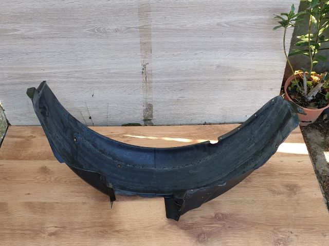 bontott KIA CEED Bal hátsó Hátsó Dobbetét (Kerékjárati, Műanyag)