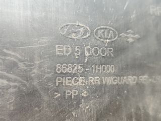 bontott KIA CEED Bal hátsó Hátsó Dobbetét (Kerékjárati, Műanyag)