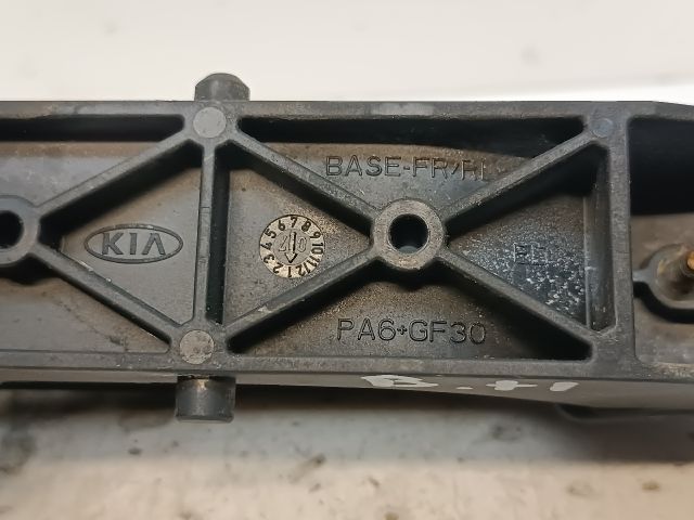 bontott KIA CEED Bal hátsó Külső Kilincs