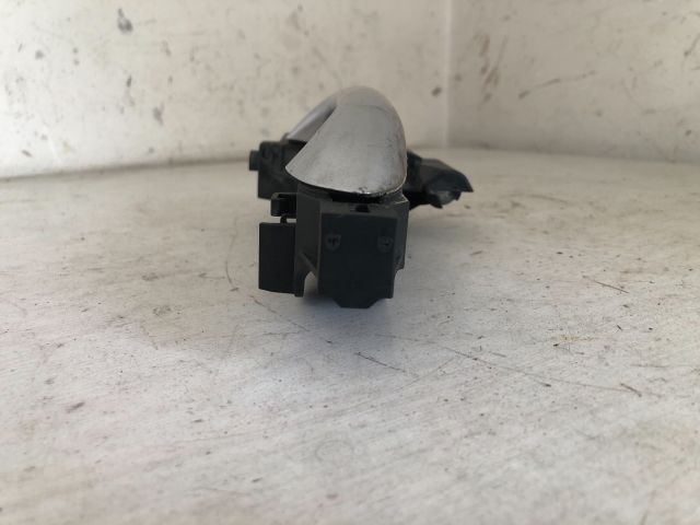 bontott KIA CEED Bal hátsó Külső Kilincs