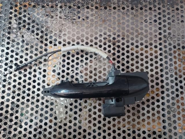 bontott KIA CEED Bal hátsó Külső Kilincs